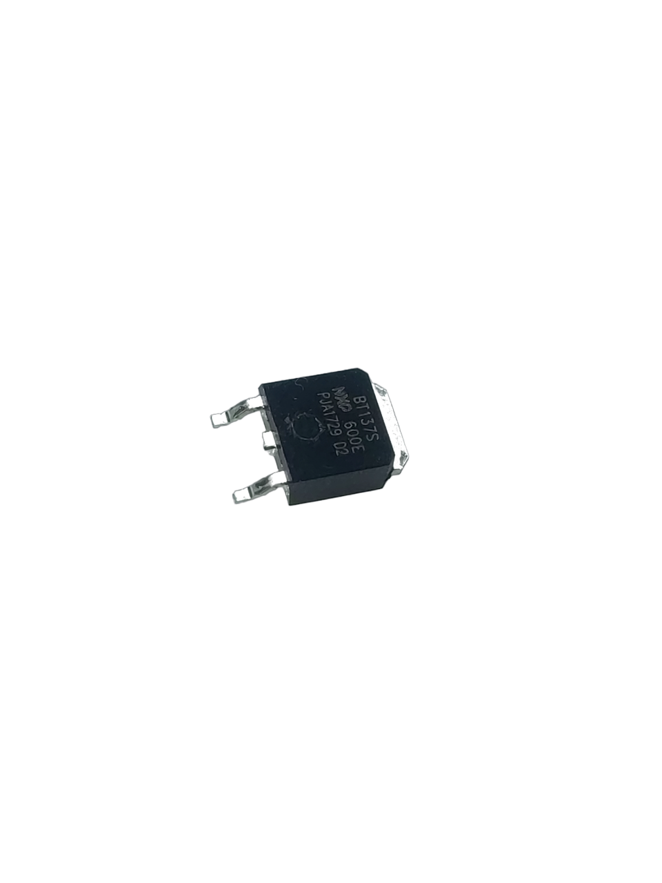 BT137S-600E TO-252 600V 8A image 3